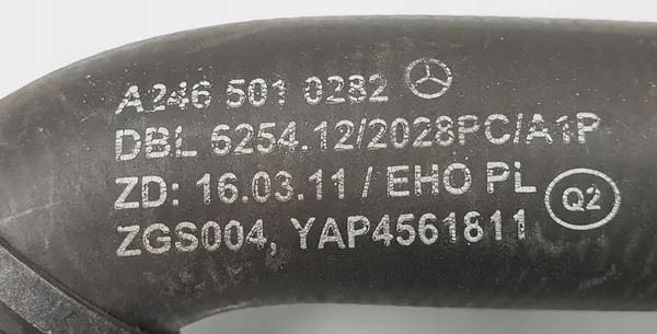 Waterleiding Mercedes W176 1.6 CGI A2465010282 image 2