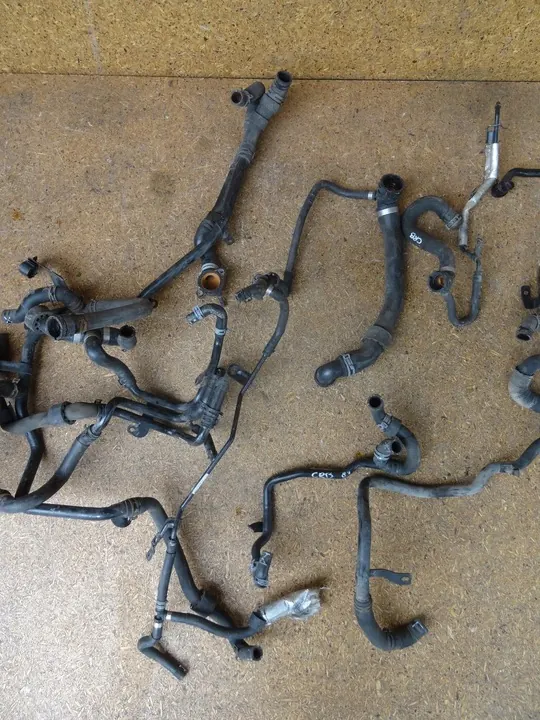 A3 8V GOLF VII LEON III 2.0 TDI Jäähdytyslangasarja image 3