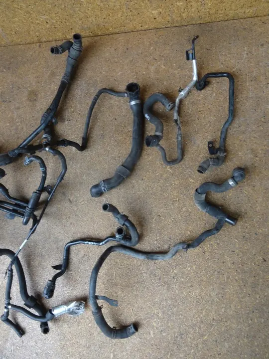 A3 8V GOLF VII LEON III 2.0 TDI Jäähdytyslangasarja image 4