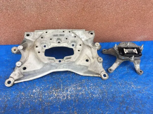 Audi Q5 Versnellingsbaksteun OEM 8W0399156 80A399262AR image 2