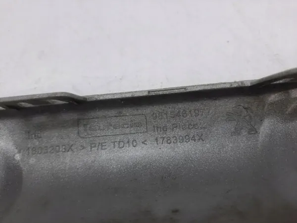 OEM 9815461977C Frontstoßstangenabdeckung Peugeot 2008 image 9
