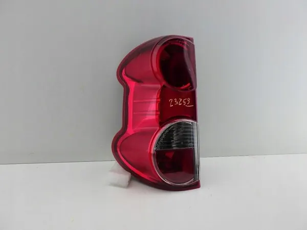 NISSAN NV200 2010 Luz Trasera Izquierda image 2