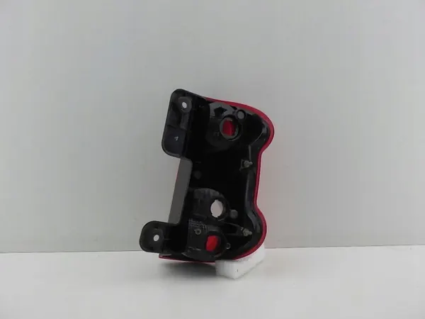 NISSAN NV200 2010 Luz Trasera Izquierda image 4