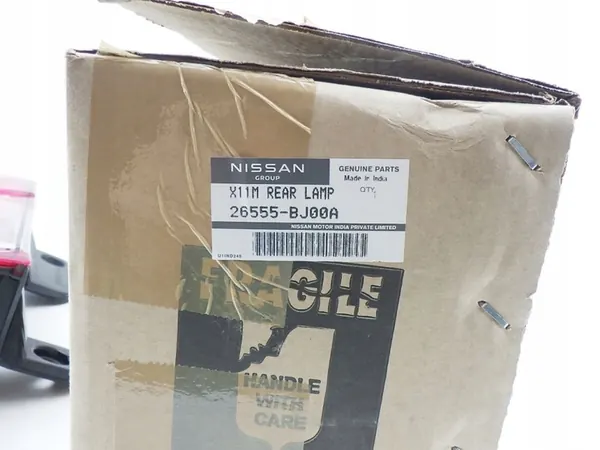 NISSAN NV200 2010 Luz Trasera Izquierda image 6