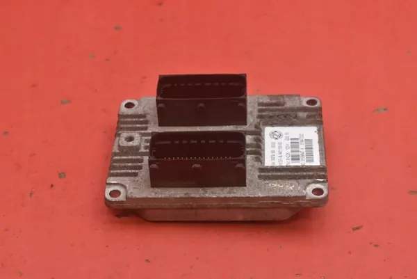 Unité de contrôle moteur Fiat 500 1.2 8V 51847332 image 3