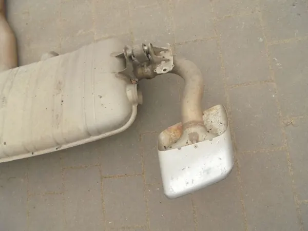 Porsche OE Pakoputken Vaimennin OEM 2012 Cayenne II 7P image 6