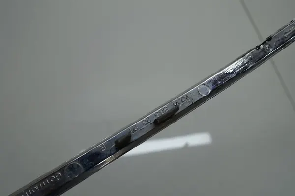 Mercedes W211 takapuskuri trimmi oikea sedan 2118852821 image 4