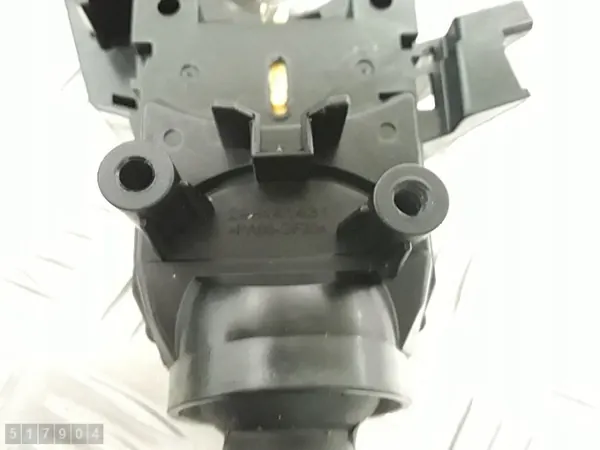 Interruptor Hyundai OEM 299141440 para i20 2015 image 4