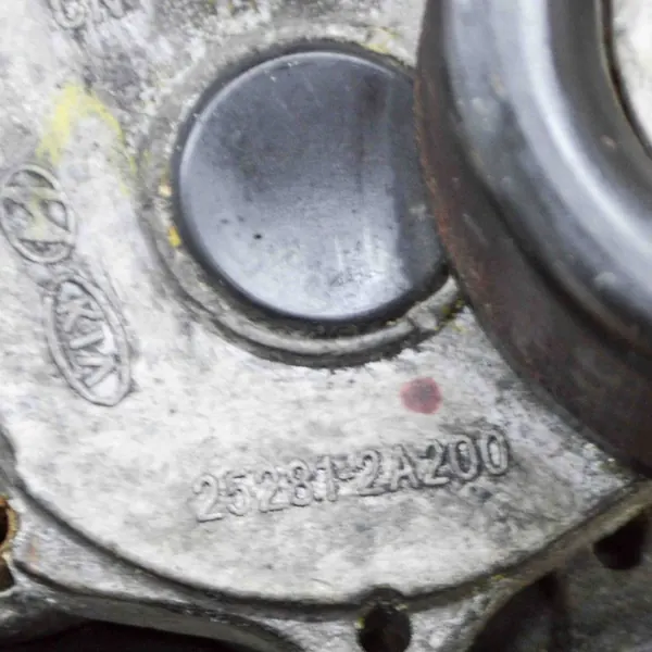 Spännare KIA SPORTAGE (SL) 1.7L 252812A200 image 6