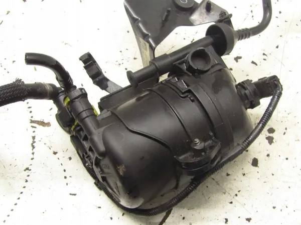 Jaguar Kraftstofffiltergehäuse OEM GX739B072AG image 3