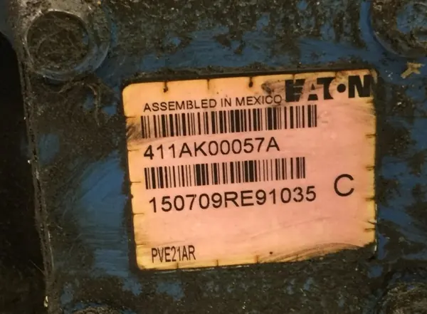 411AK00057A Volvo Hydrauliikkapumppu - Käytetty image 3