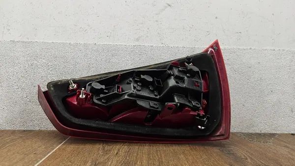 Audi A1 Luz Trasera Izquierda 8X0945093D image 7