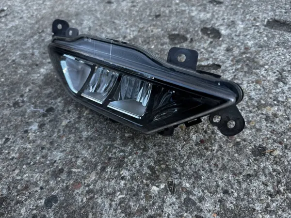 OEM 31395866 Parachoques delantero LED derecho Volvo image 4