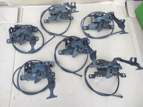 Verrou de capot Mercedes Classe A W169 OEM A1698800060 image 2