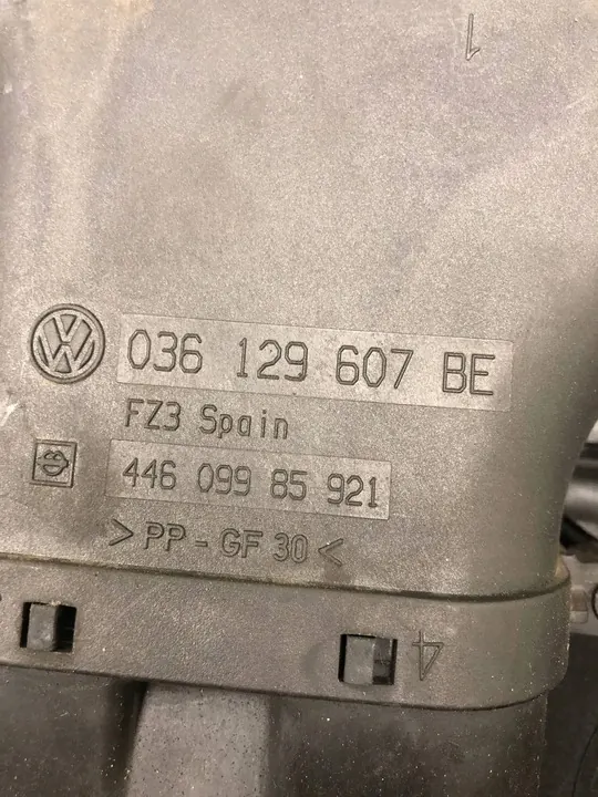 Moottorin suojus VW Golf IV image 5