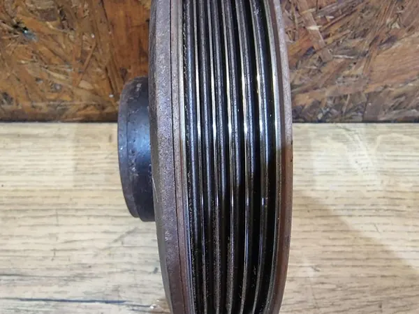 BMW B37 Polia do Virabrequim OEM 8584913 image 2