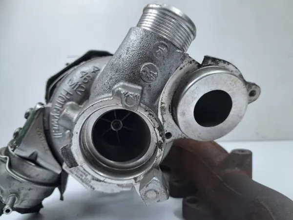 Turboahdin OEM 04L253010H VW Skoda Audi 2.0 TDI image 10