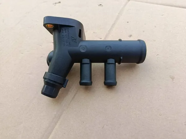 Tubería de refrigeración Volkswagen Sharan Alhambra 1.8T 06A121133S image 2