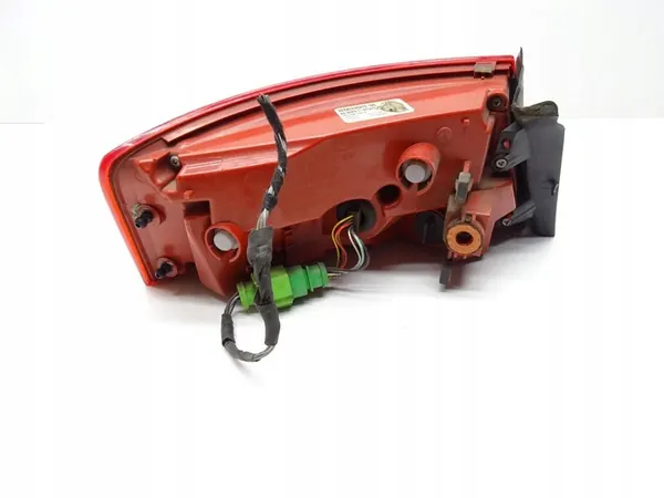 Luz trasera derecha Audi A5 8T Cabrio OEM 8T0945096H image 6