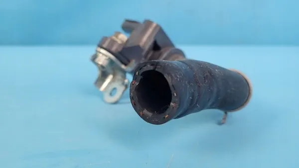 Pompe de circulation d'eau Toyota RAV4 V OEM 9K09B-A0875 image 10