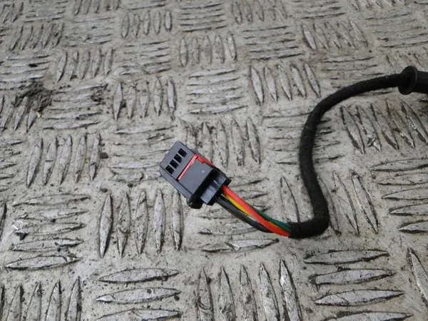 Amortisseur de hayon Kia Sorento IV OEM 81831-P2100 image 3