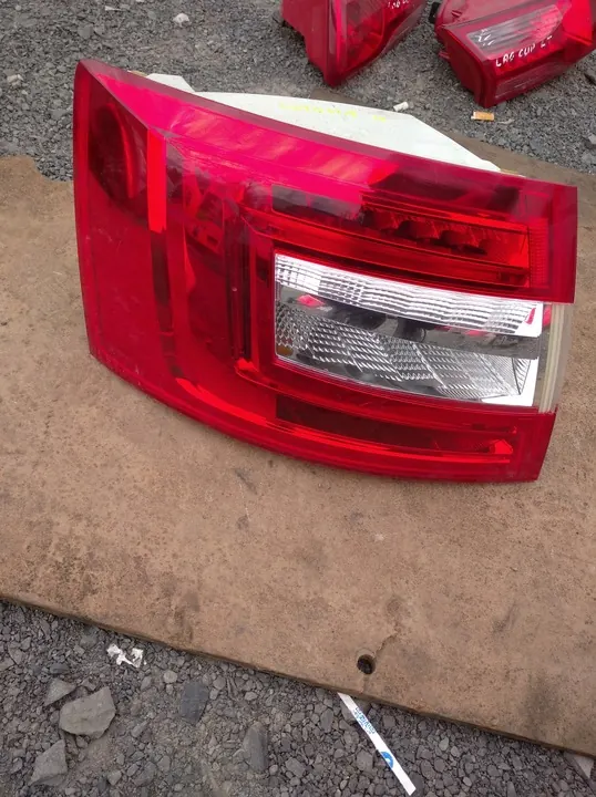 SKODA OCTAVIA 2013-2017 LUZ TRASERO LED IZQUIERDO 5E5945111A image 4