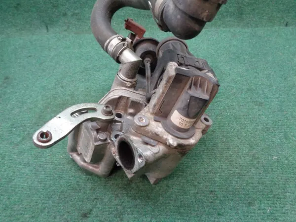 EGR-klep OEM 701599040 voor Peugeot Opel 1.3 CDTI image 3