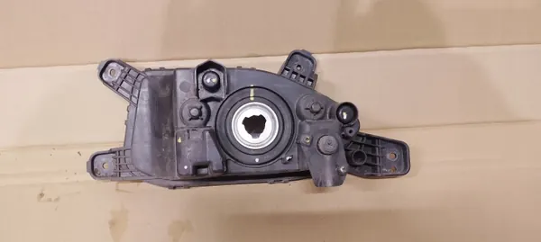 Farol Halogéneo Direito OEM 92202-J9000 Hyundai Kona image 6