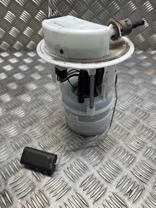 Opel Grandland Bränslepump OEM 9844352980 - Bensin image 3