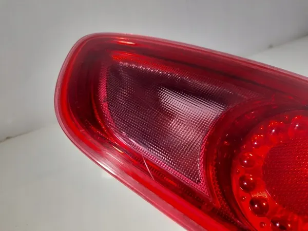 SEAT LEON II LIFT 2011 Höger Lampa 1P0945108F image 4