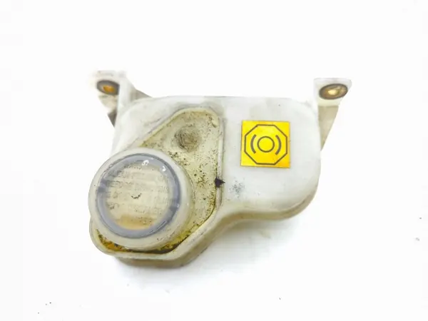 Bromsvätskebehållare OEM AMD215784 Maserati image 2