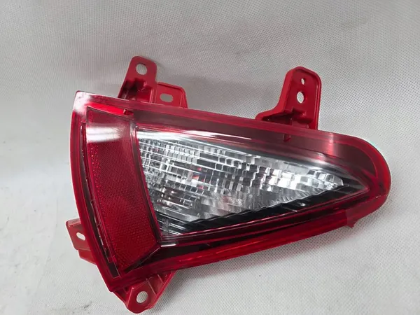KIA SPORTAGE V 2021+ Left Rear Bumper Lamp OEM 92405R2000 image 3