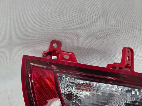 KIA SPORTAGE V 2021+ Left Rear Bumper Lamp OEM 92405R2000 image 4