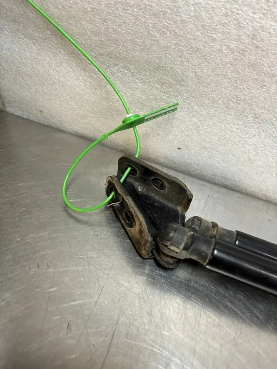 KIA SPORTAGE IV Bakluckans Aktuatorer Set 81770-F1000 81780-F1000 image 3