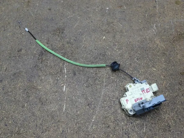 AUDI TT 8J Q3 8U Höger Framdörrslås 9 Pin OEM 8J2837016A image 6