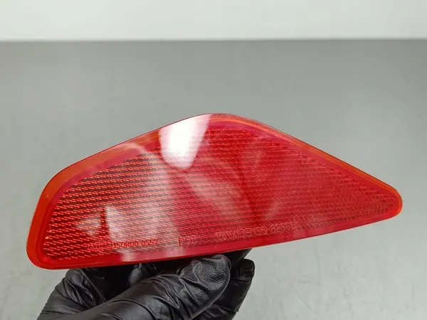 Refletor de luz traseira Subaru Forester SK 32306L image 2