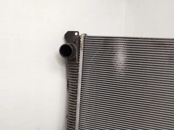 BMW OE 8666748 vattenkylare image 2