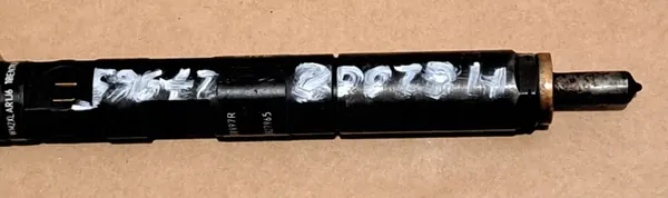 RENAULT 1.5 DCI Injektor H8200827965 image 5