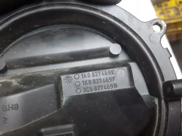 Poignée de hayon OEM 3C5827469B pour VW Passat B6 Berline image 3