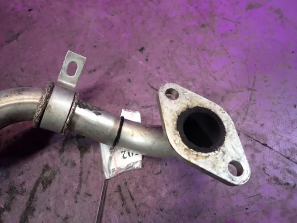 Tuyau EGR VW Touareg I 2.5 TDI OEM 070131521AJ image 4