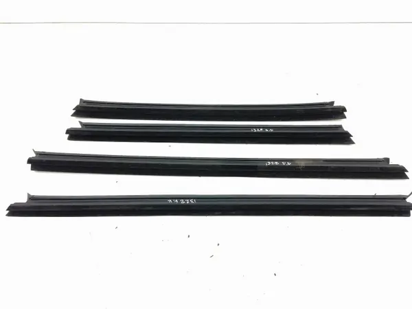 Junta de ventana delantera OEM 31848303 para Volvo S90/V90 image 2