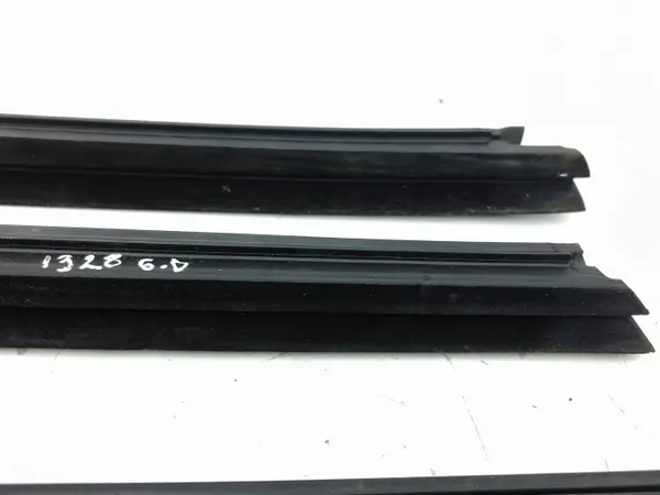 Junta de ventana delantera OEM 31848303 para Volvo S90/V90 image 7