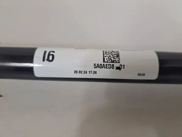 Barre stabilisatrice arrière BMW i4 2023 OEM 5A0AED8 image 5
