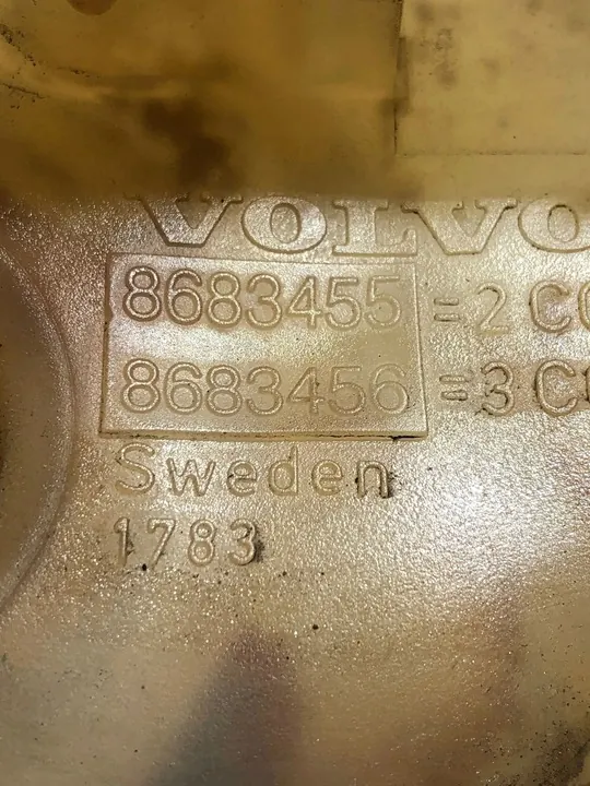 Volvo OE 8683456 Kylvätskereservoir image 3