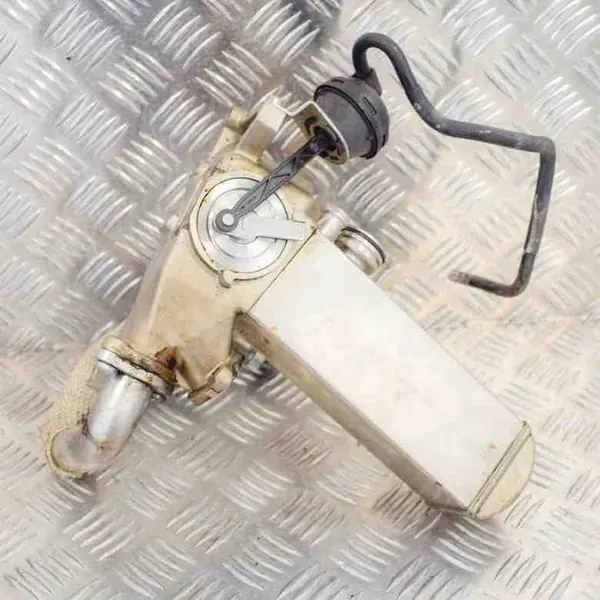 EGR Pakokaasujäähdytin Porsche Cayenne (92A) 2014 OEM 057131515H image 5