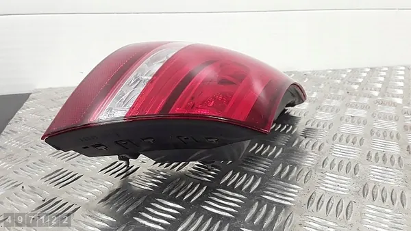 Achterlicht Mercedes C Class W205 2015 a2059060203 image 3