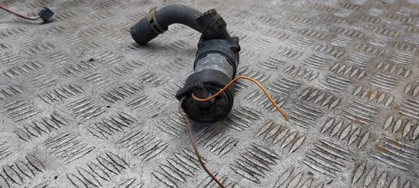 Vattenpump Mercedes CL203 W203 A2038350064 image 2