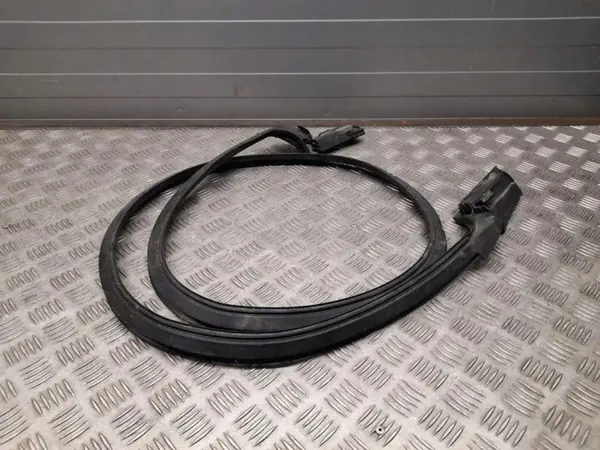 OEM 8W7825397 Bakluckegummipackning för Audi A5 2018 image 2