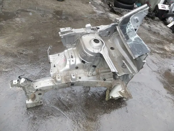 Suzuki OE C/1109 Voor Rechter Kwartierligger image 3