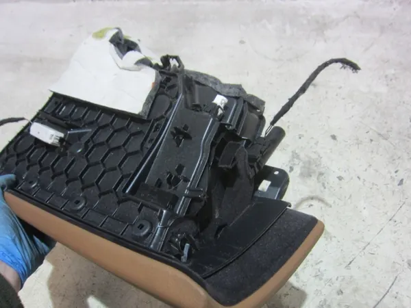 BMW 3 F30 F31 Handschoenenkast passagier OEM 9239346 Bruin Dakota image 8